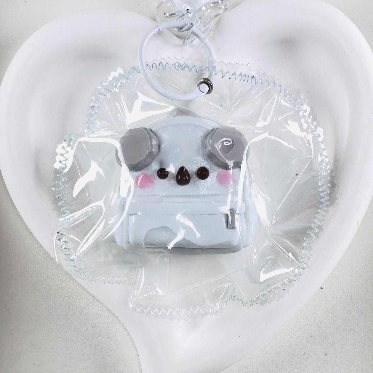 ふわふわ子犬 通学リュック｜環境にやさしい高級シリコン製｜癒し系の弾力のある質感・書類シリーズ