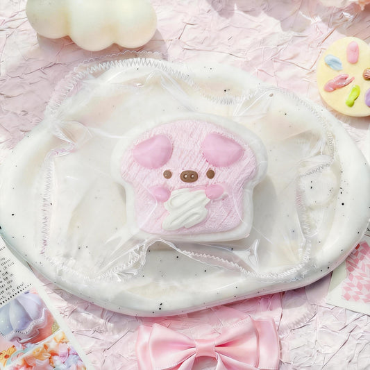 ピンクのくま型パンケーキプッシャー